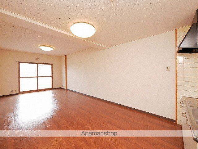 コスモロイヤル東苗穂B棟の内装写真