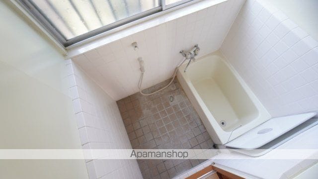 小日向貸家の内装写真