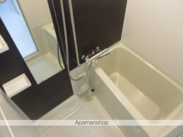 エヌエムキャラントキャトフの内装写真