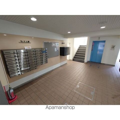 KMハイツの外観写真