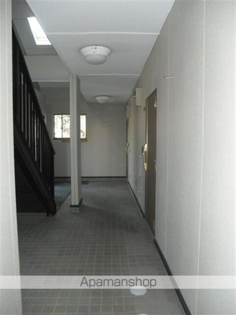 和歌山県和歌山市島橋南ノ丁[2DK/50.1m2]の共用部3