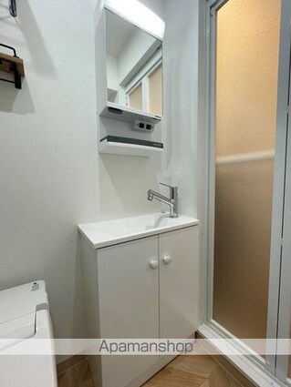 東京都新宿区住吉町[1R/18.74m2]の洗面所