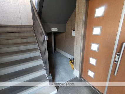 マ・メゾン１９[1R/31.77m2]の共用部1