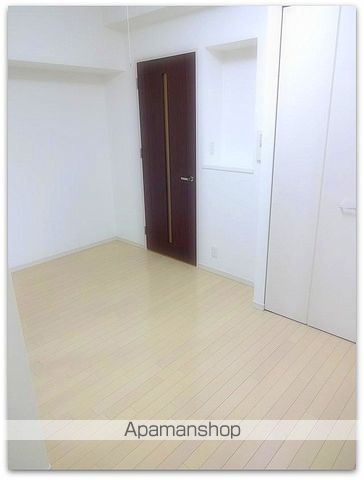 レジディア江戸堀の内装写真