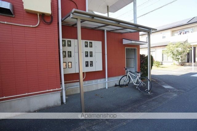 ラフォーレ半田の外観写真