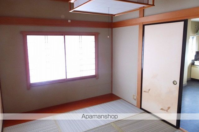 メゾンアルパ宮町の内装写真