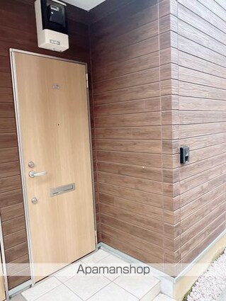 アイ中野[1R/16.26m2]のエントランス1
