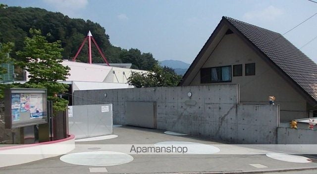 広島市安芸区 2階建 築16年の周辺写真