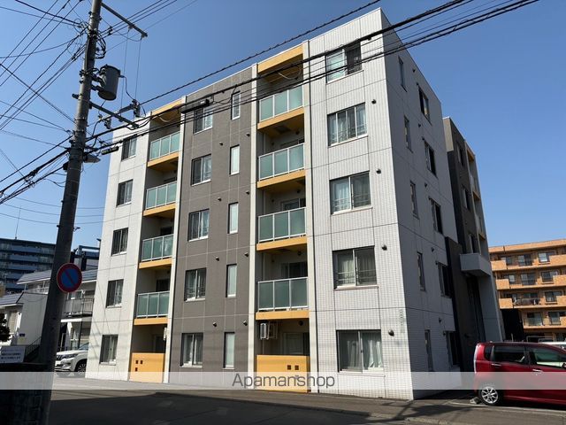 カーム19の外観写真