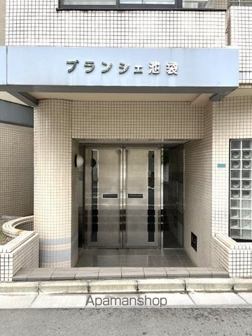 ブランシェ池袋の玄関写真