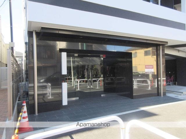 ルクレ高円寺アジールコートの玄関写真