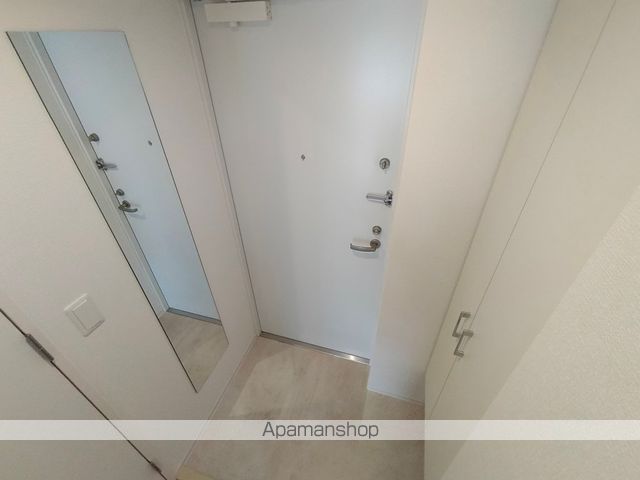 ALIVIS放出の内装写真