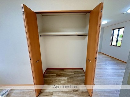 アーバン　ウィング[1R/35.1m2]の収納