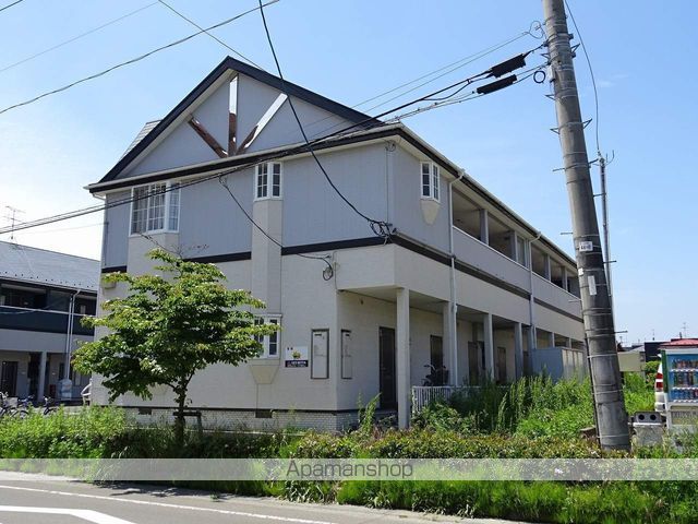 ホワイトキャッスル蒲町ビレジA棟の外観写真