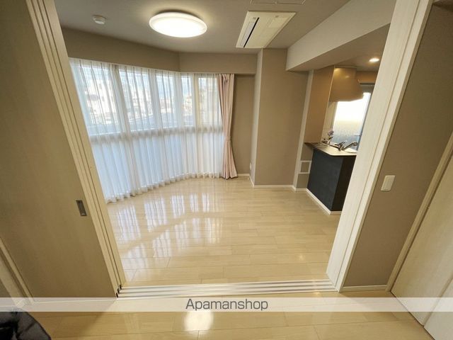 プレミアム菱屋西の内装写真