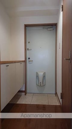 シティハイツ宇品[1R/37.35m2]の玄関