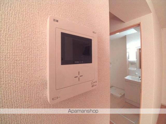 コータ・コート Gの内装写真