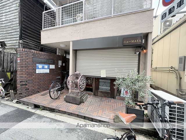 ひかりマンションの玄関写真