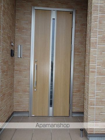 D−BOX田島 A棟の玄関写真