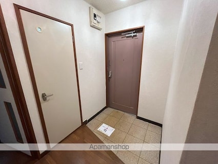 呉竹ビューハイム[2LDK/49.74m2]の玄関