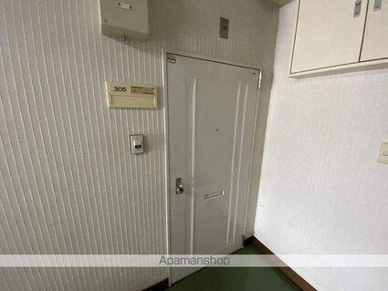 神山コスモビル[1R/19.83m2]のエントランス1