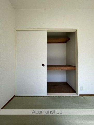 レピュートオオクラの内装写真