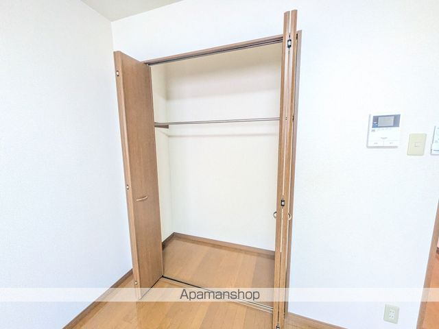 アンプルール フェール 寿の内装写真