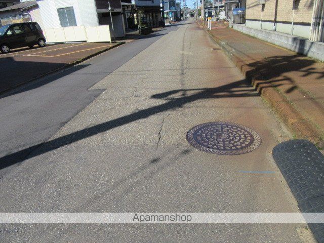 サイニーアIIIの周辺写真
