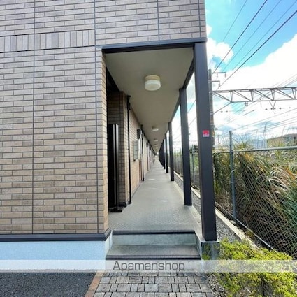 アラモード[1LDK/40.07m2]のエントランス1