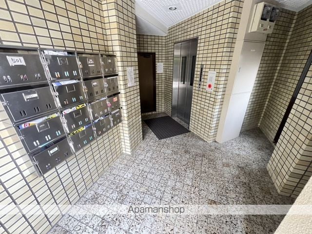 マンションアフルエンスの内装写真