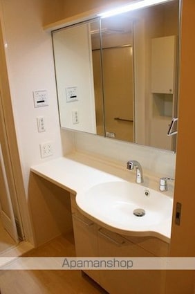 Ａｖａｎｔ　Ｒｉｖｉｅ’ｒｅ　（アヴァンテ　リヴィエール）[2LDK/58.07m2]の洗面所