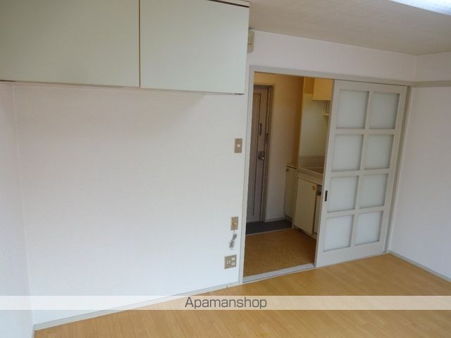 ロイヤル俊徳Iの内装写真