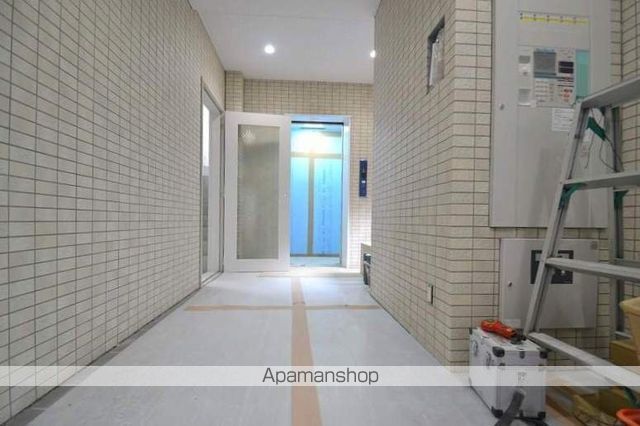 ライトヒルズ駅北の玄関写真