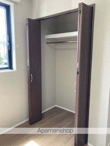 小針藤山NeoMaisonの内装写真