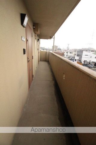West Court Bの内装写真