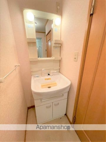 グラスワンダー Nー48の内装写真