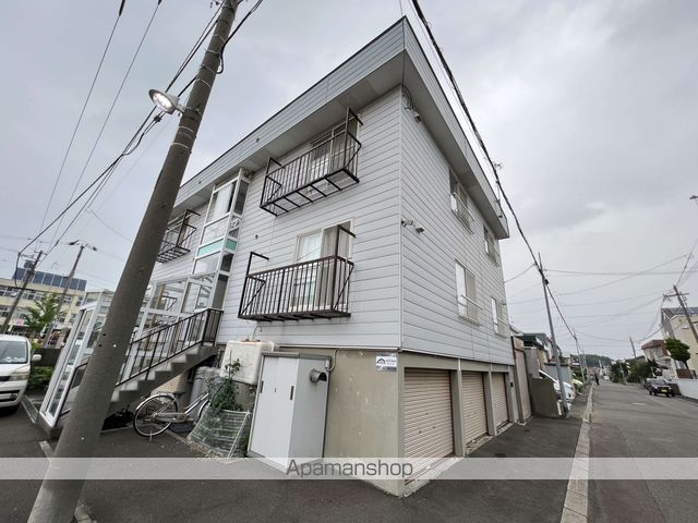 コーポまるとみの外観写真