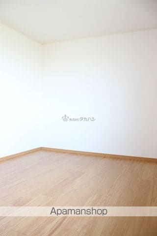 メゾネット アイBの内装写真