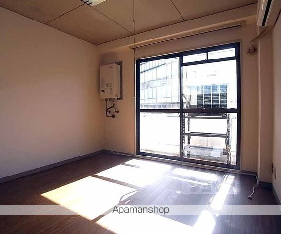 松井マンションの内装写真