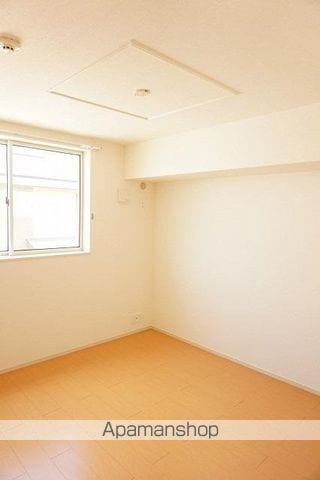 ラティナ クレールの内装写真