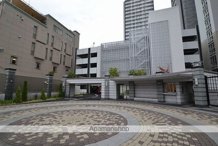 広島ガーデンシティ白島城北ウエストタワー[2SLDK/72.43m2]の共用部1