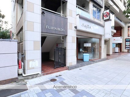 藤田ビル[1LDK/56.51m2]のエントランス