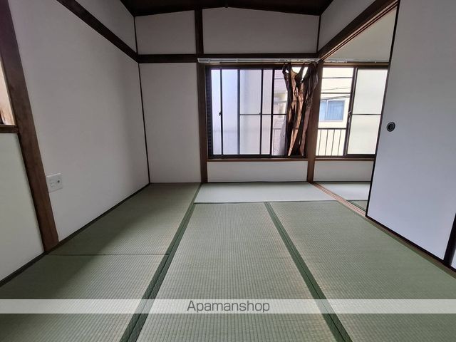 阪急電鉄宝塚線 豊中駅 徒歩10分 2階建 築62年の内装写真