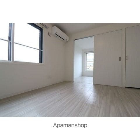 ALTEZZAの内装写真