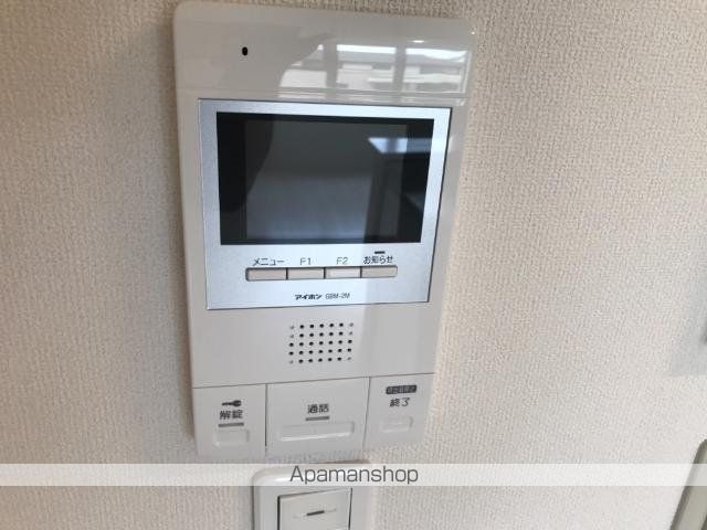 ＪＲ鹿児島本線 折尾駅 バス乗車時間：20分 最寄りバス停で下車 徒歩7分 3階建 築9年の内装写真