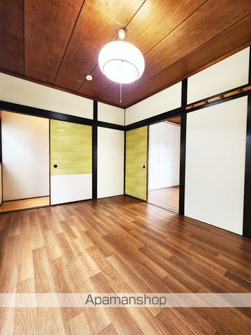 刀根山元町11-36テラスハウスの内装写真