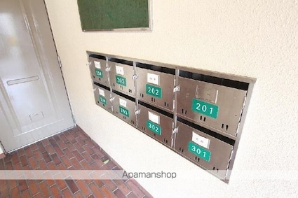 池田ハイツ[3LDK/61.79m2]の共用部1