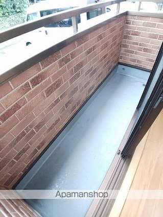 愛媛県新居浜市土橋２丁目[1R/35.48m2]のバルコニー