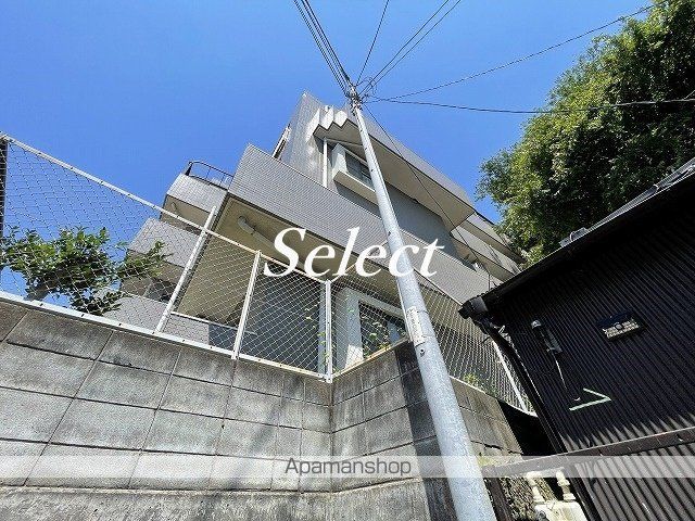 スカイコート横浜弘明寺の外観写真