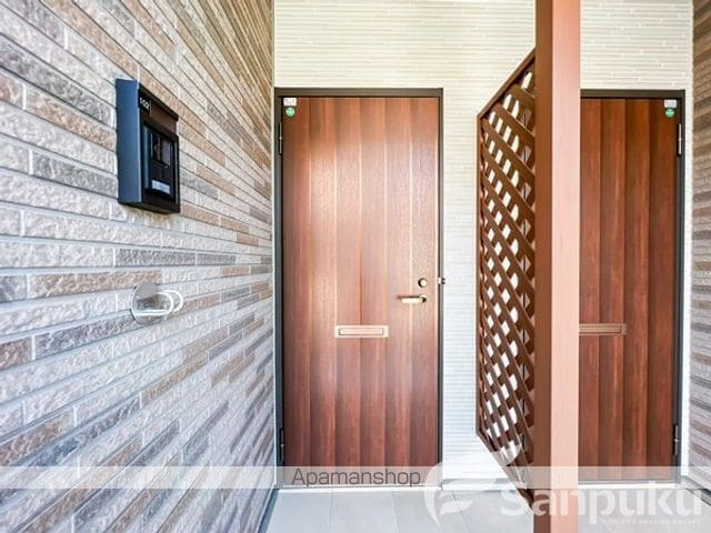 ソルフィオーレ IIの玄関写真